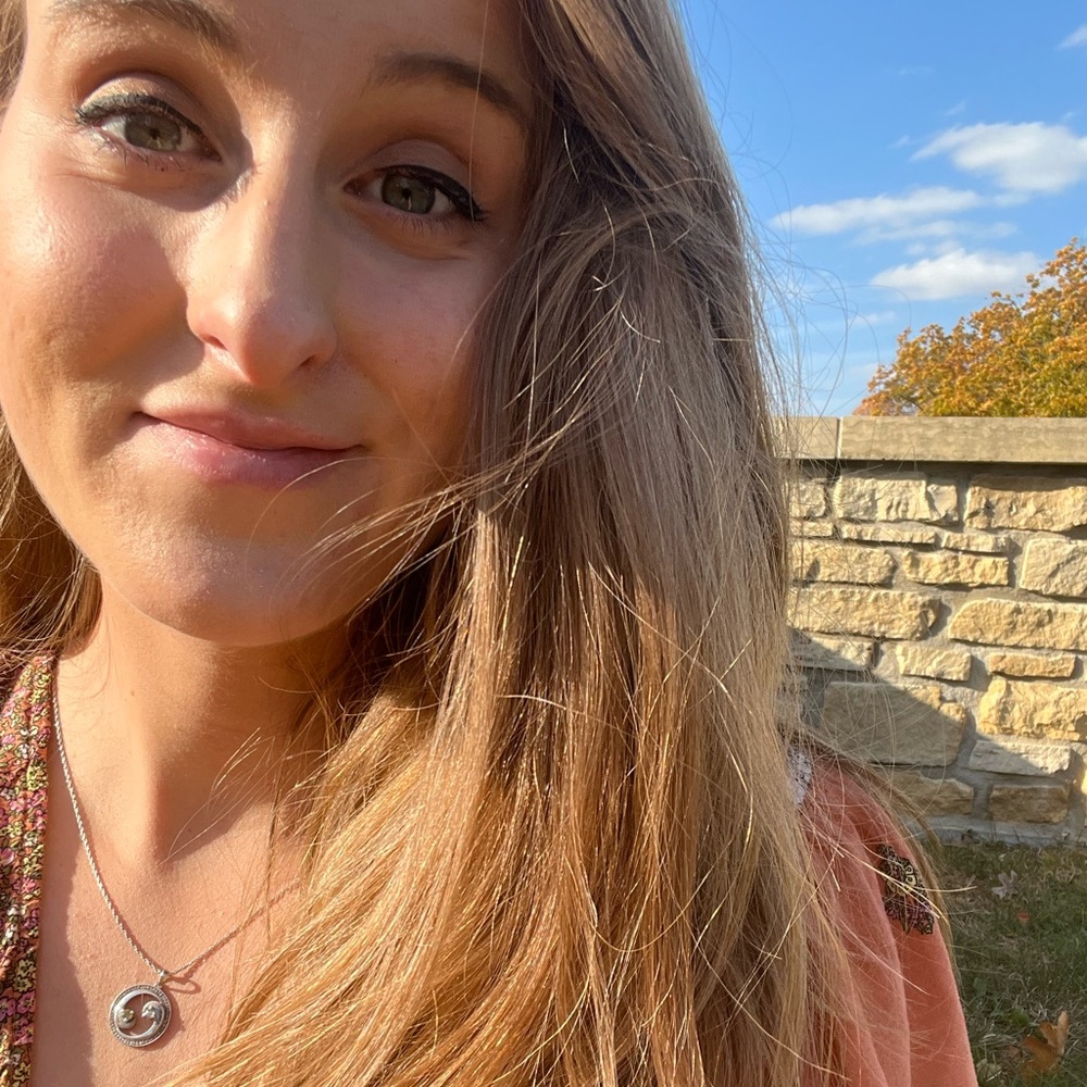 Meet your Posher, Lauren